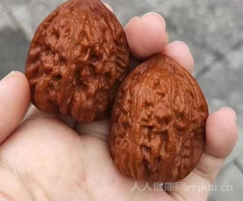玩核桃對身體的好處