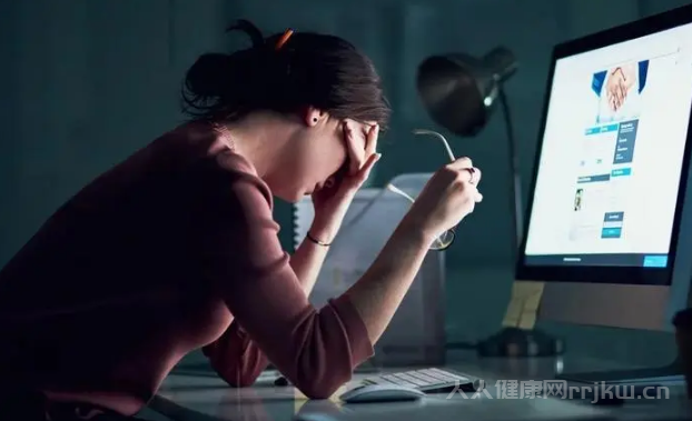 看久了電腦為什么眼睛會(huì)干澀疼痛